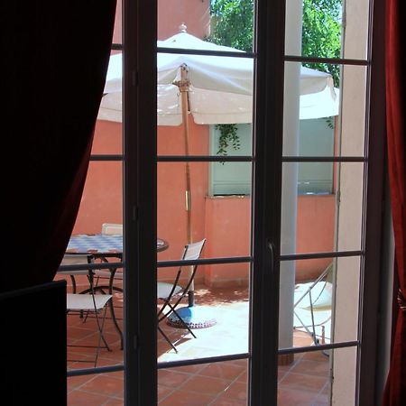 Appartement Avec Patio Et Garage Centre Ville Et Plage Sanary-sur-Mer Eksteriør billede