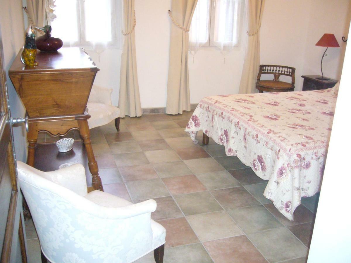 Appartement Avec Patio Et Garage Centre Ville Et Plage Sanary-sur-Mer Eksteriør billede